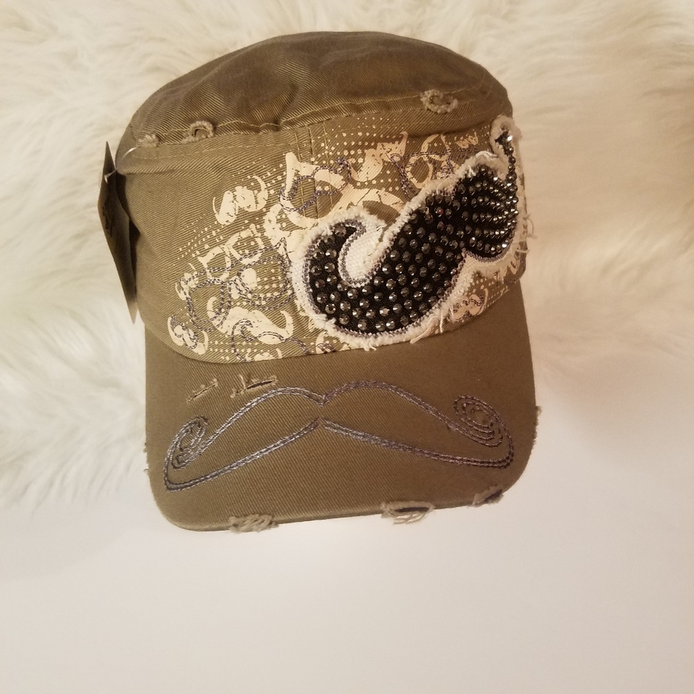 COPY - LEADER TAN RHINESTONE MUSTACHE HAT